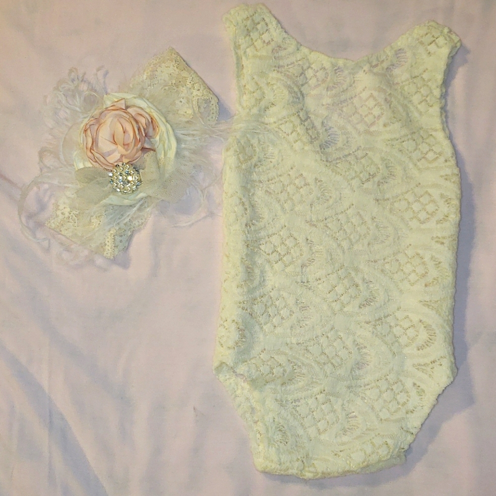 Newborn Lace Outfit with headband